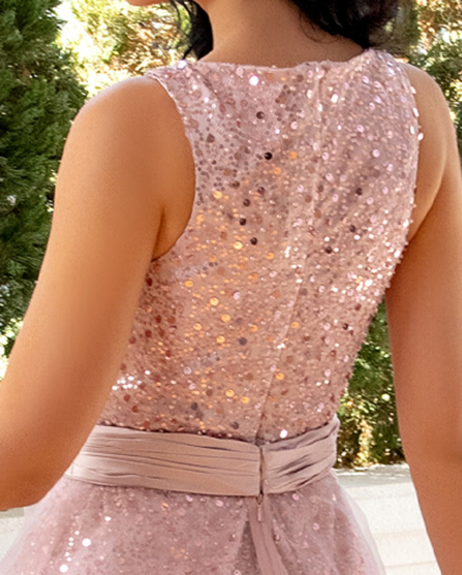 A-Line/Princess V-Neck Sleeveless Short/Mini Evening Dresses with Sequins & Detachable Tulle