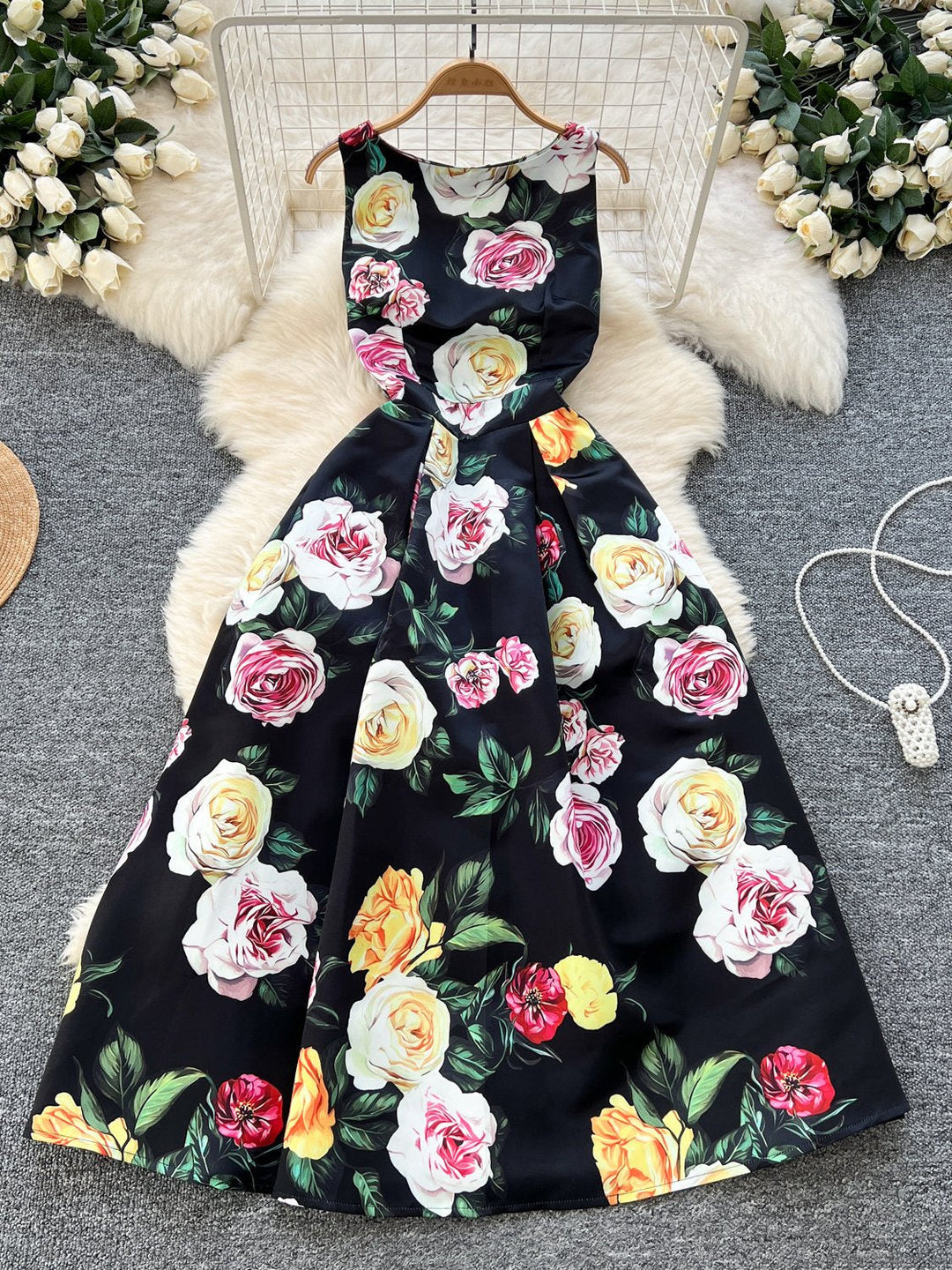 A-Line/Princess Scoop Printed Wedding Guest Dresses Tea-Length Sleeveless Floral