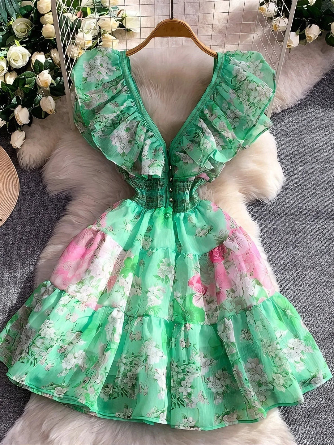 A-Line/Princess V-Neck Floral Wedding Guest Dresses Short/Mini Sleeveless Ruffles