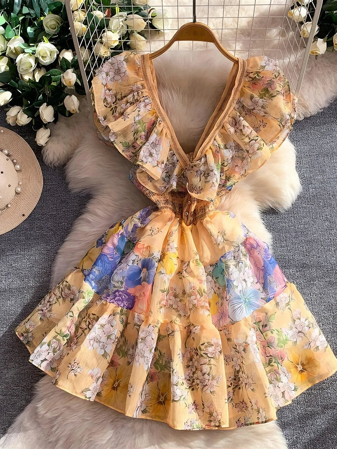 A-Line/Princess V-Neck Floral Wedding Guest Dresses Short/Mini Sleeveless Ruffles