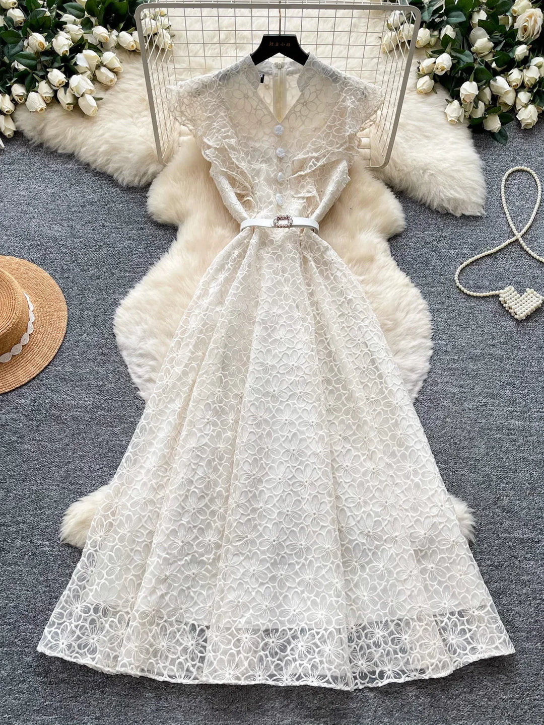 A-Line/Princess V-Neck Lace Floral Wedding Guest Dresses Tea-Length Sleeveless with Belt