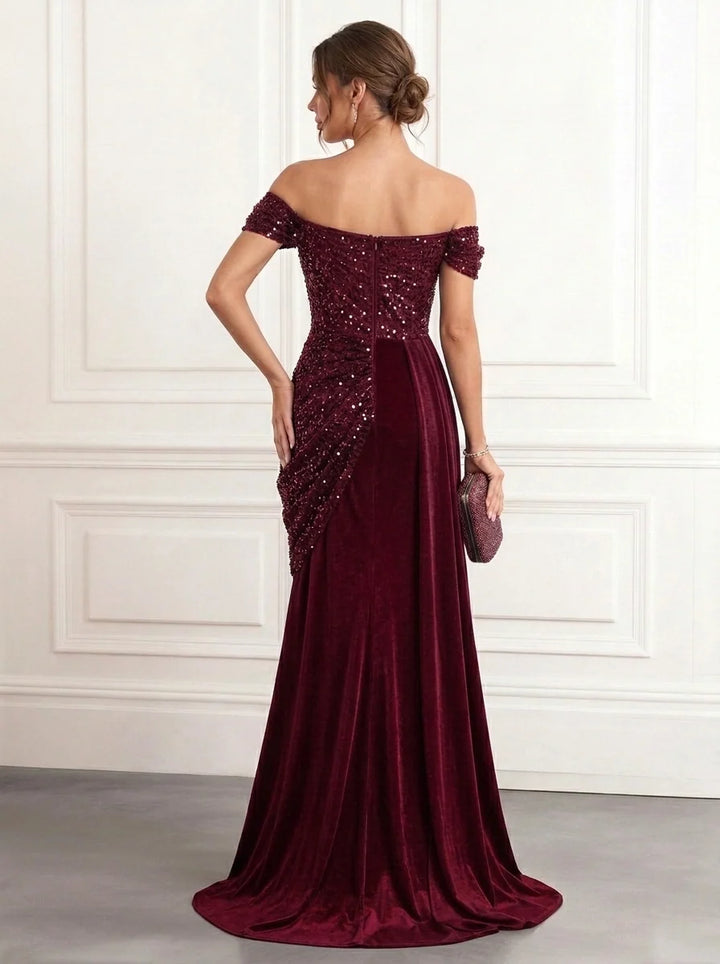 Trumpet/Mermaid Off-the-Shoulder Velvet Evening Dresses with Watteau Train Sequins Floor-Length Sleeveless Formal Dresses