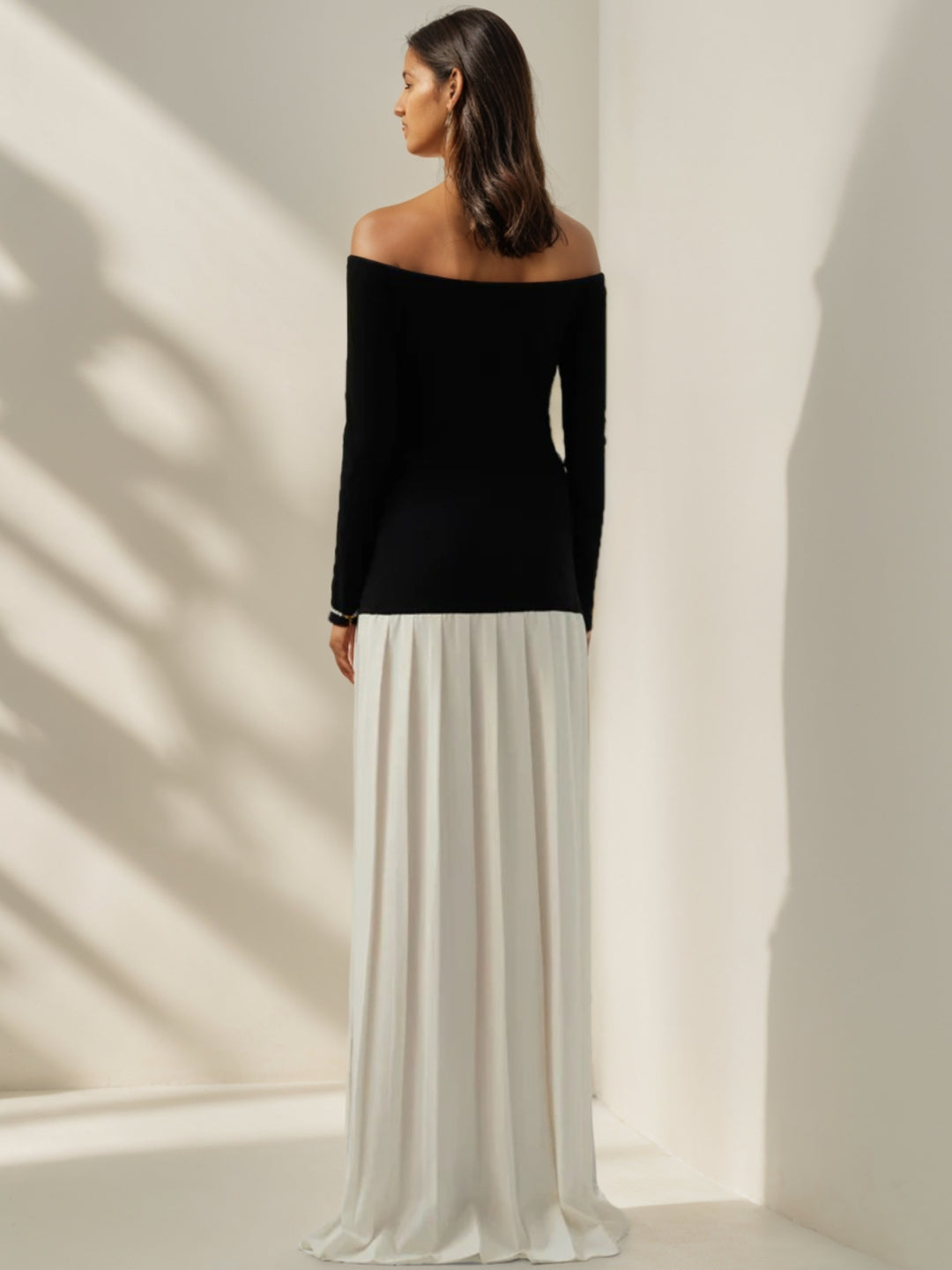 Sheath/Column Off-the-Shoulder Long Sleeves Wedding Guest Dresses Floor-Length