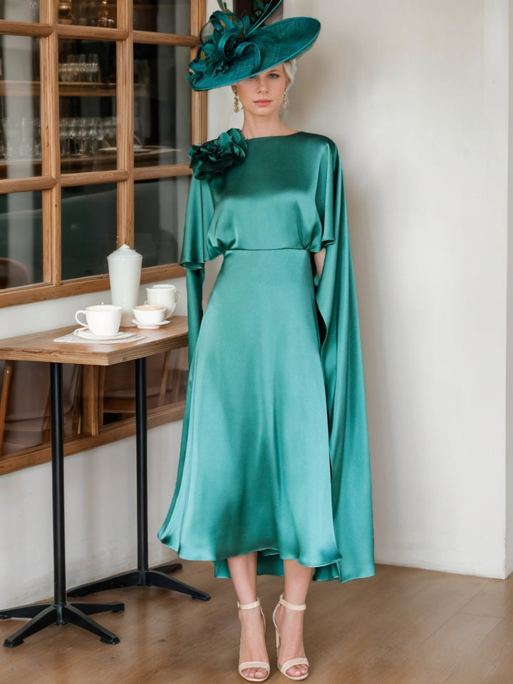 A-Line/Princess Boat Neck Mother of the Bride Dresses Floral Dress with Cape Sleeves and a Floral Detail