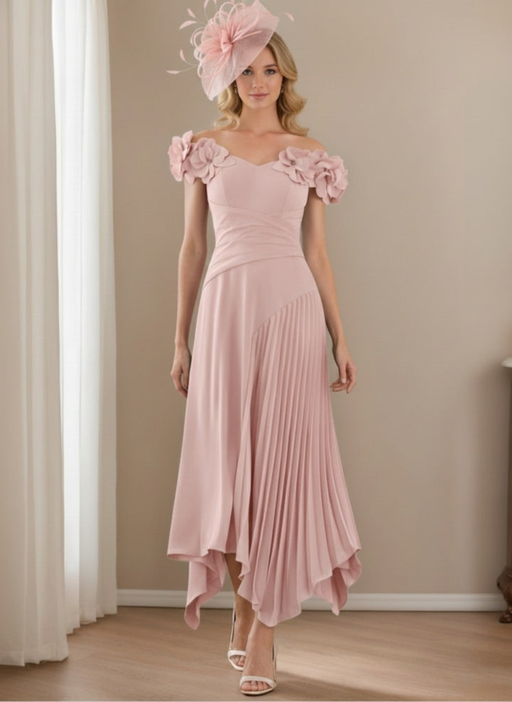 A-Line/Princess Chiffon Floral Mother of the Bride Dresses with Asymmetric Plisse