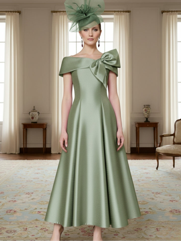 A-Line/Princess Short Sleeves Mother of the Bride Dresses with Bowknot