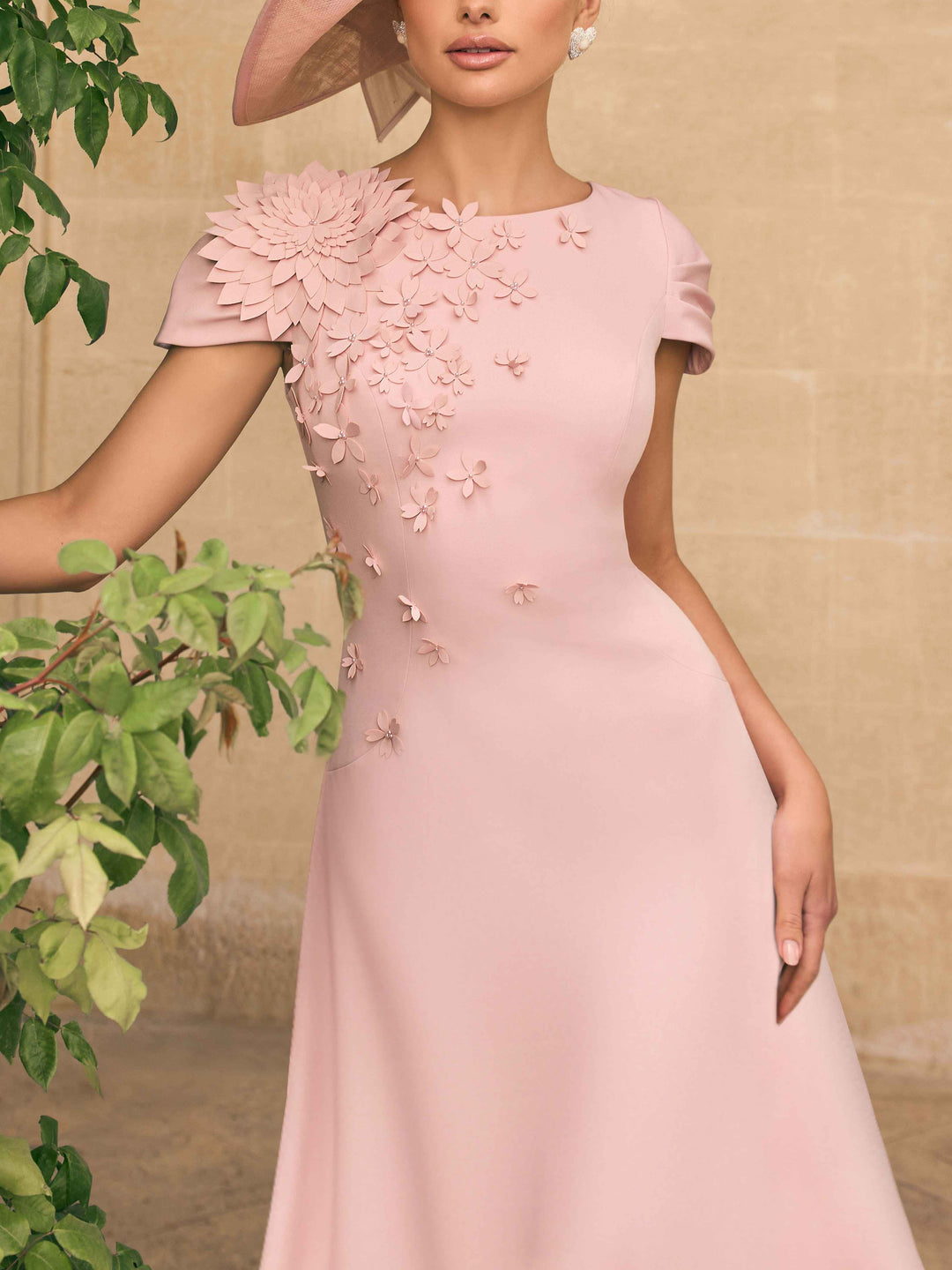 A-Line/Princess Round Neck Tea-Length Mother of the Bride Dresses with 3D Flowers