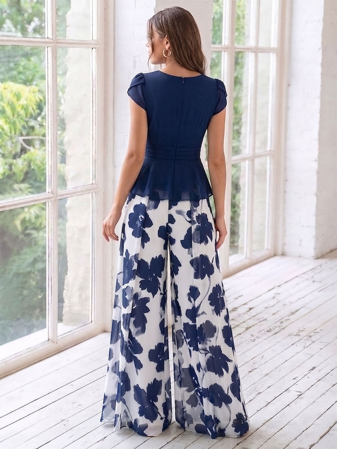 A-Line/Princess V-Neck Short Sleeves Floor-Length Mother of the Bride Floral Pants Suit